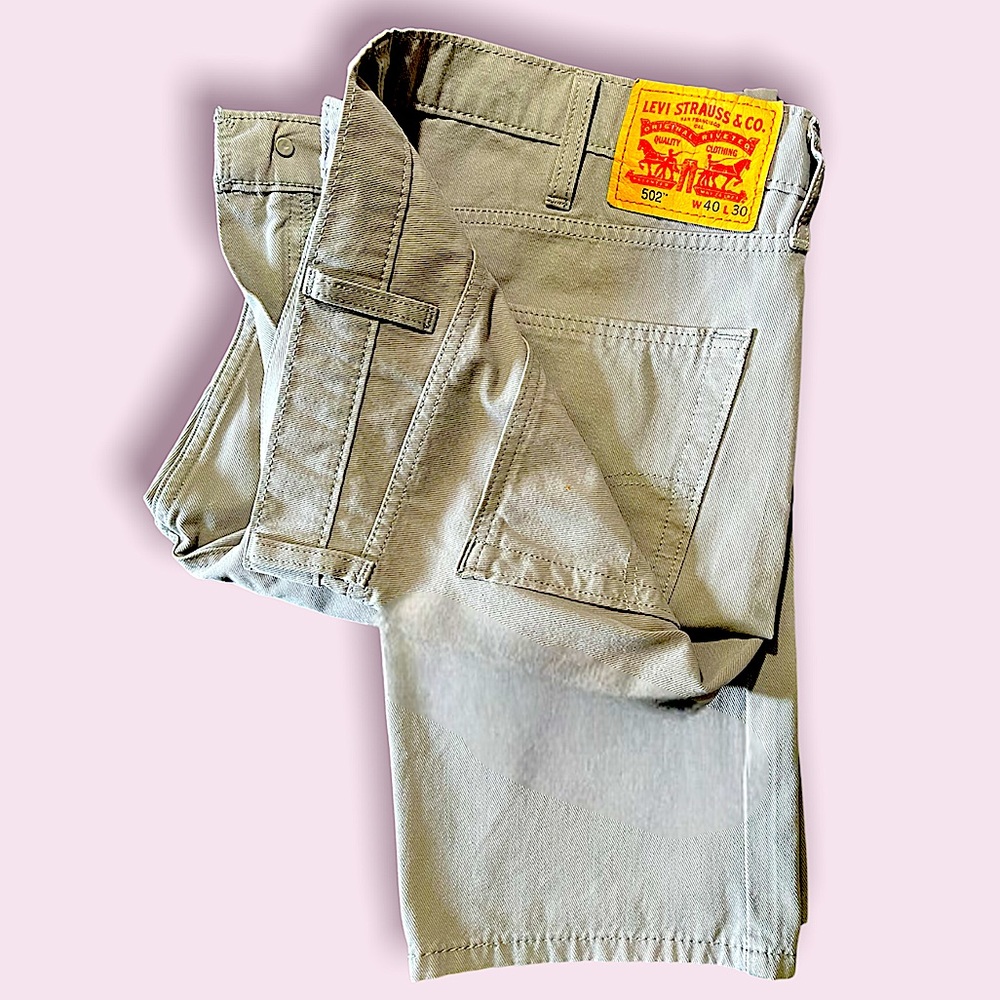 Gray 502 Levi jeans size 40W x 30L